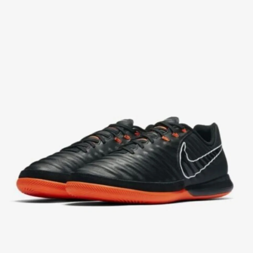 new men's size 9.5 Nike tiempo x Lunar Legend 7 Pro IC/indoor court - AH7246 080 - Picture 1 of 9